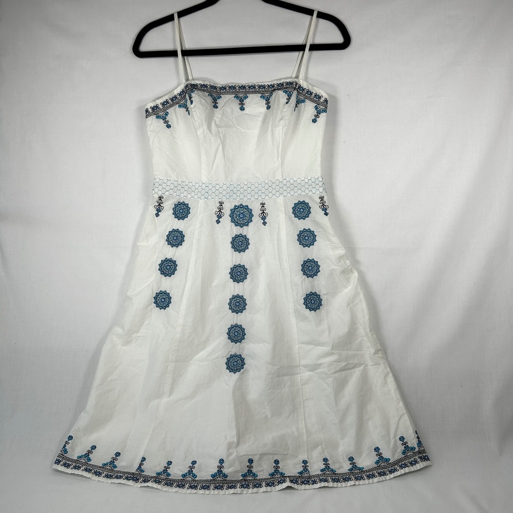 ANN TAYLOR LOFT Embroidered White Blue Cotton Dress Size 6P Sundress  Boho